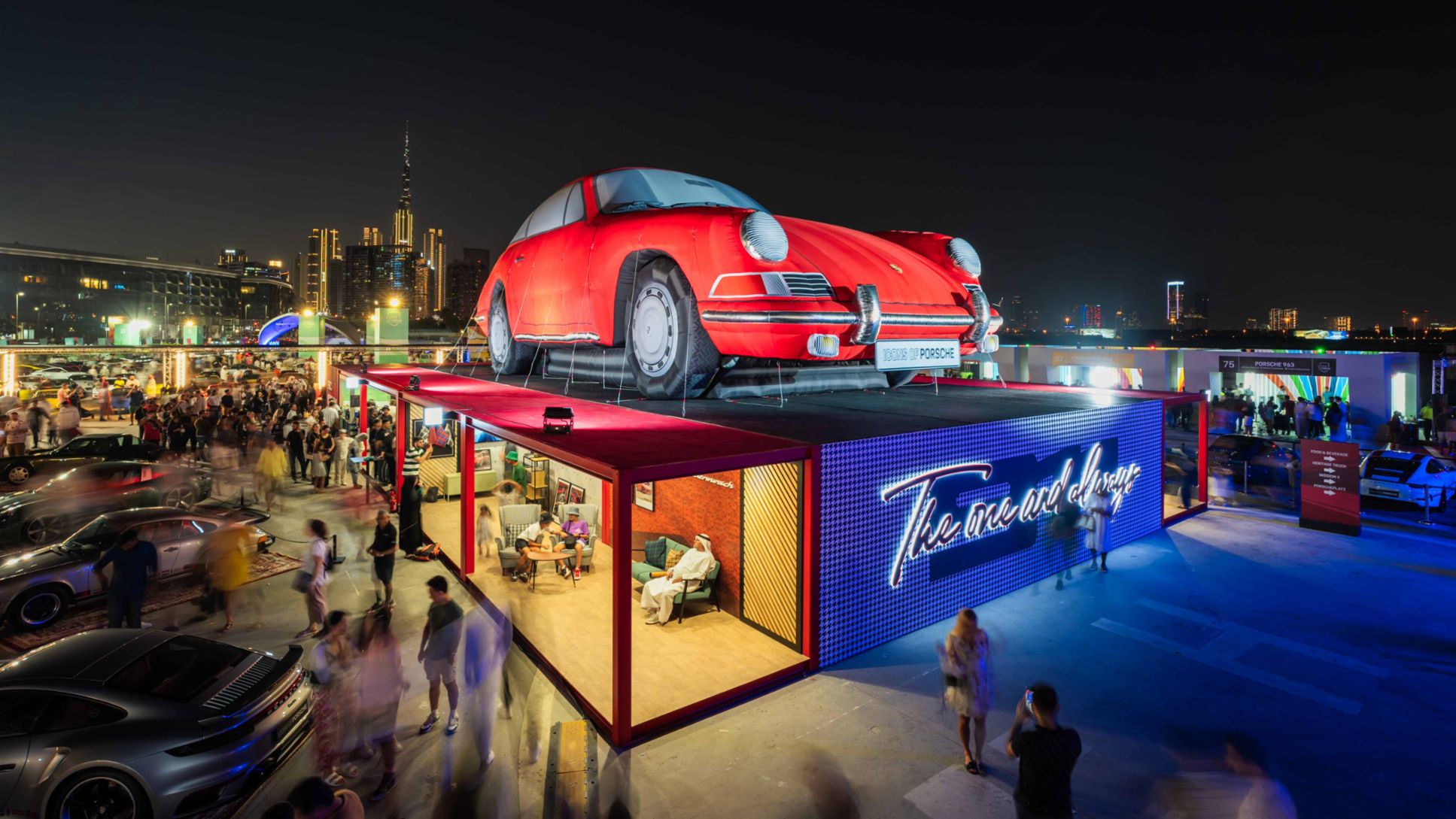 Porsche 911 Giant Inflatable — Dubai
